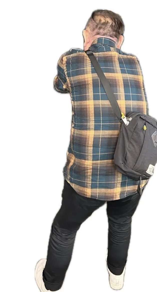 「地方のイオンモールにいそうな服装が嫌い」投稿が炎上…なぜ他人の格好を“採点”したくなるのか