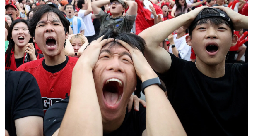 【W杯】韓国、まさかの3位転落!引き分けでも突破だったのに…格下の南アフリカに敗戦 エースFW孫興民は3戦連続不発 決勝T進出は他の組次第