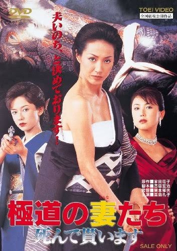 「38歳。この格好はありかなしか」　肩出しコーデにさまざまな声　女性に投稿の真意を聞いた