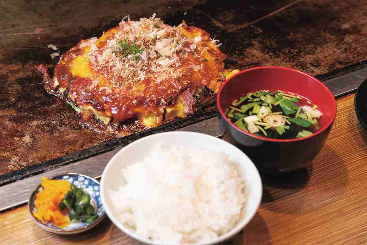 年に1～2回程度、無性に食べたくなる飲みたくなる物