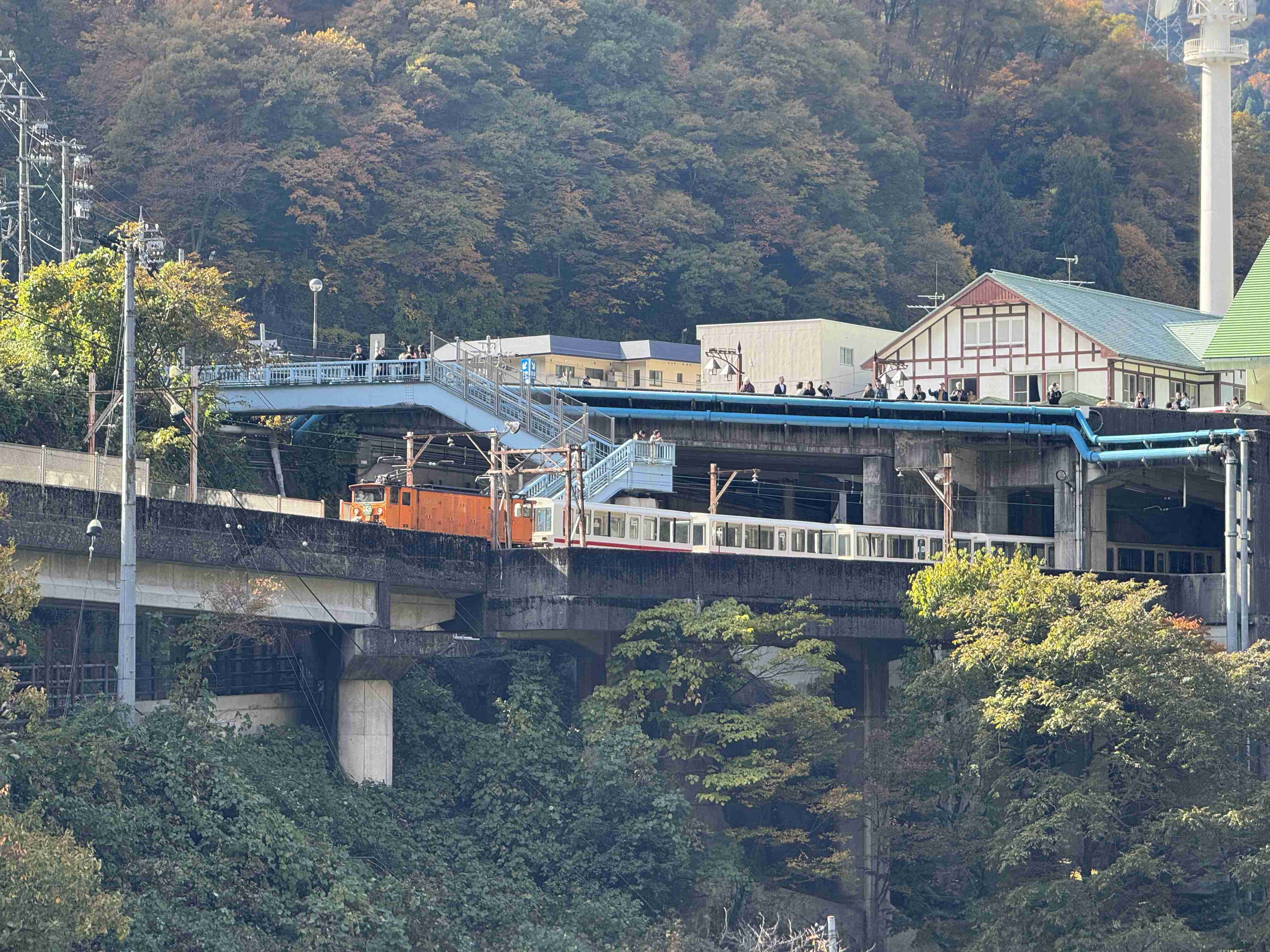 ガル民がスマホで撮った駅や電車がみたい!Part3