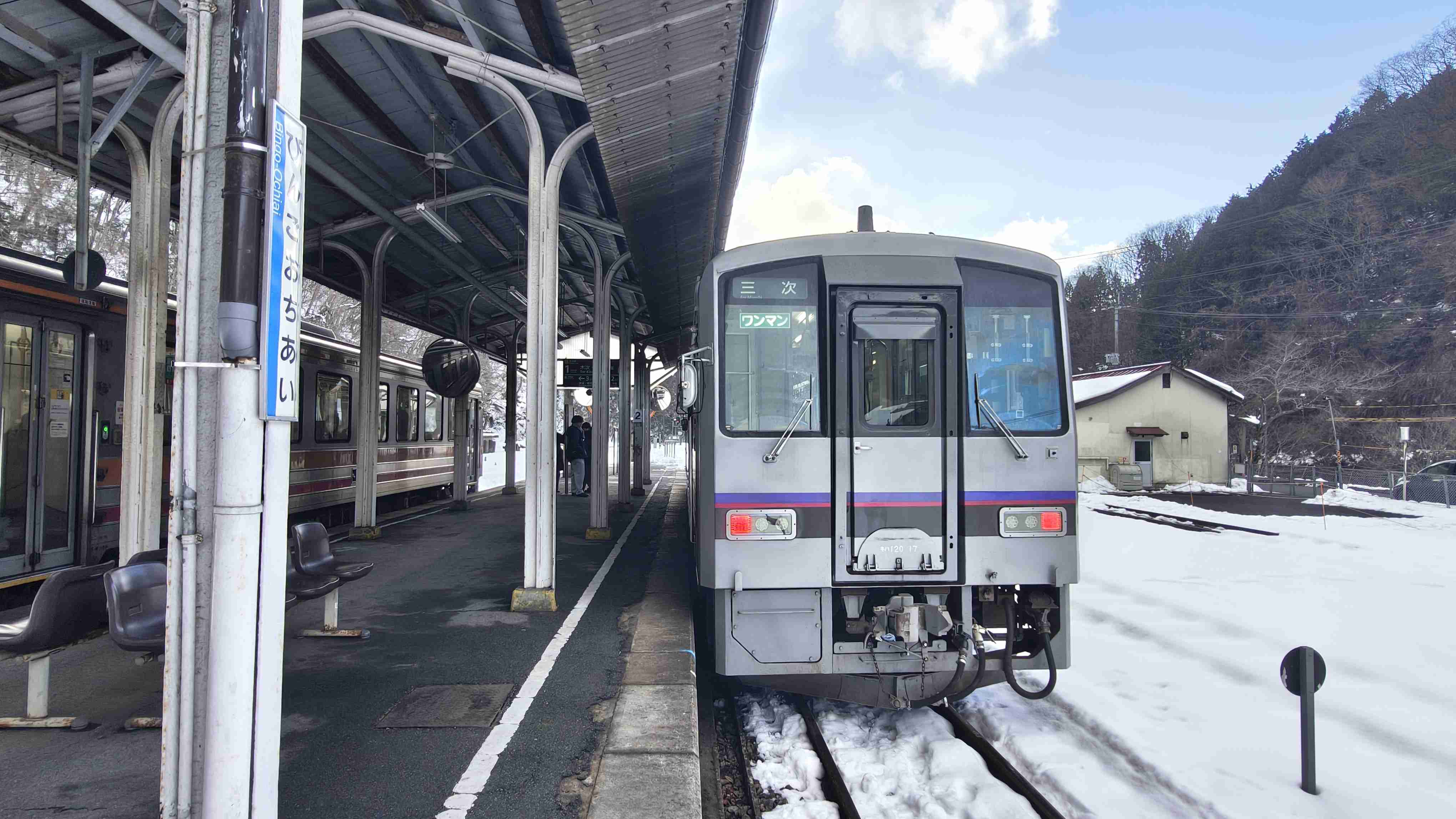 ガル民がスマホで撮った駅や電車がみたい!Part3