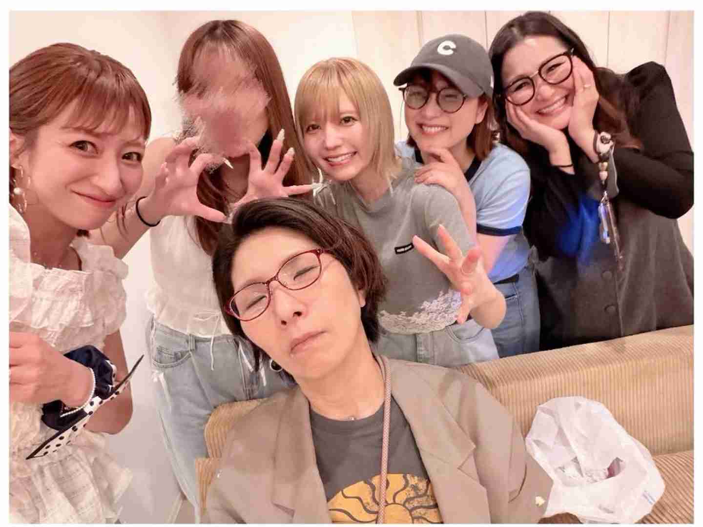 杉浦太陽、妻・辻希美のサプライズ誕生日会を開催「1ヶ月以上前から、みんなにお声がけして」