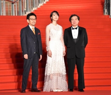 のんがフジテレビ系ドラマ「Tokyo middle 30」で主人公の1人に、仲里依紗の親友役