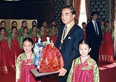 愛子さま皇位継承「ありえない」を中曽根氏が釈明…「悠仁さまや今後養子に入られるという男系男子の方に比べても愛子さまの方が結婚が難しい？」に回答＆苦笑いする場面も