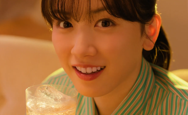 《1年越しの反論》永野芽郁(26)「二股不倫疑惑を強烈否定か」最新フォトブックに込めた「しなやかな強さ」