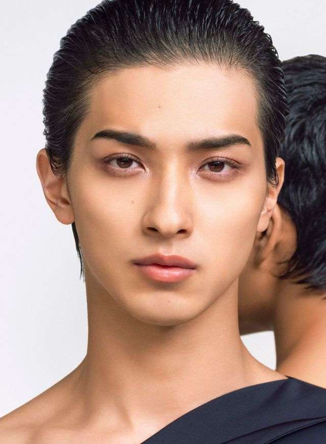 横浜流星 イベント登壇でみせた“短髪チリチリパーマ”…『べらぼう』5kg減でも話題になったビジュ変、背景にはストイックさも