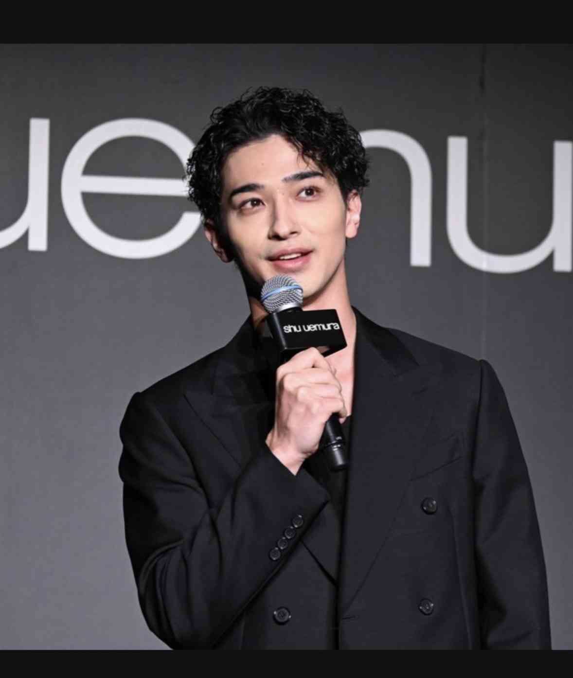 横浜流星 イベント登壇でみせた“短髪チリチリパーマ”…『べらぼう』5kg減でも話題になったビジュ変、背景にはストイックさも