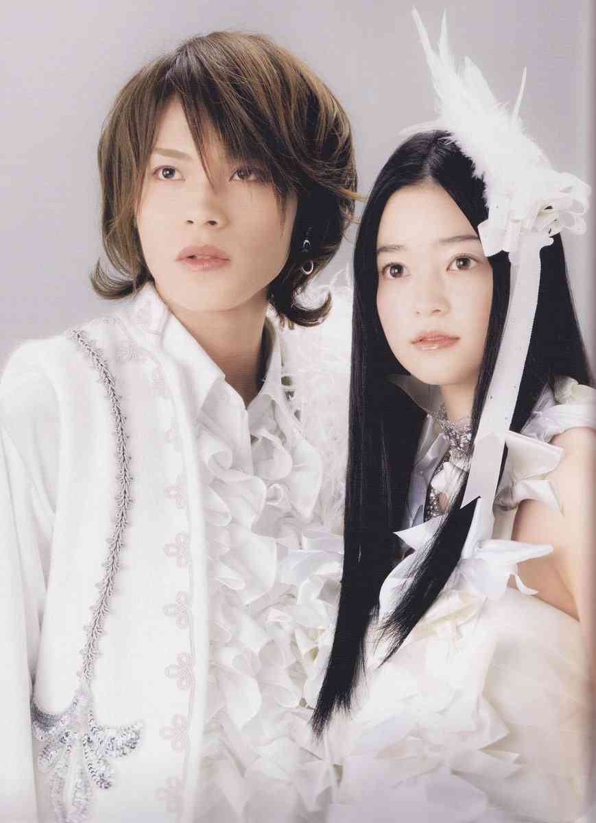 週刊文春がSTARTOメンバーと元E-girls熱愛を予告、ファン憶測広がる