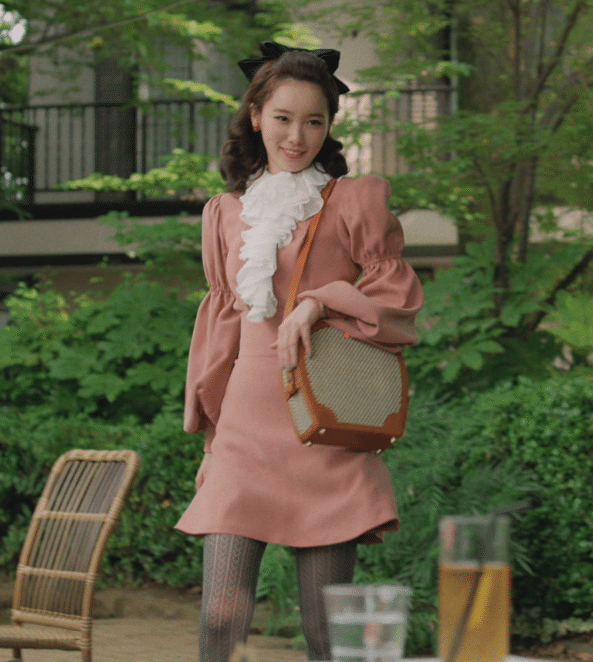 【オシャレ】作中の衣装について【ダサい】