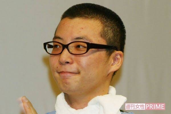 45歳・星野源、“大胆イメチェン”ピンクアッシュ系の明るめヘア披露に反響「ヤバいです」「破壊力」「めちゃくちゃ綺麗な色」
