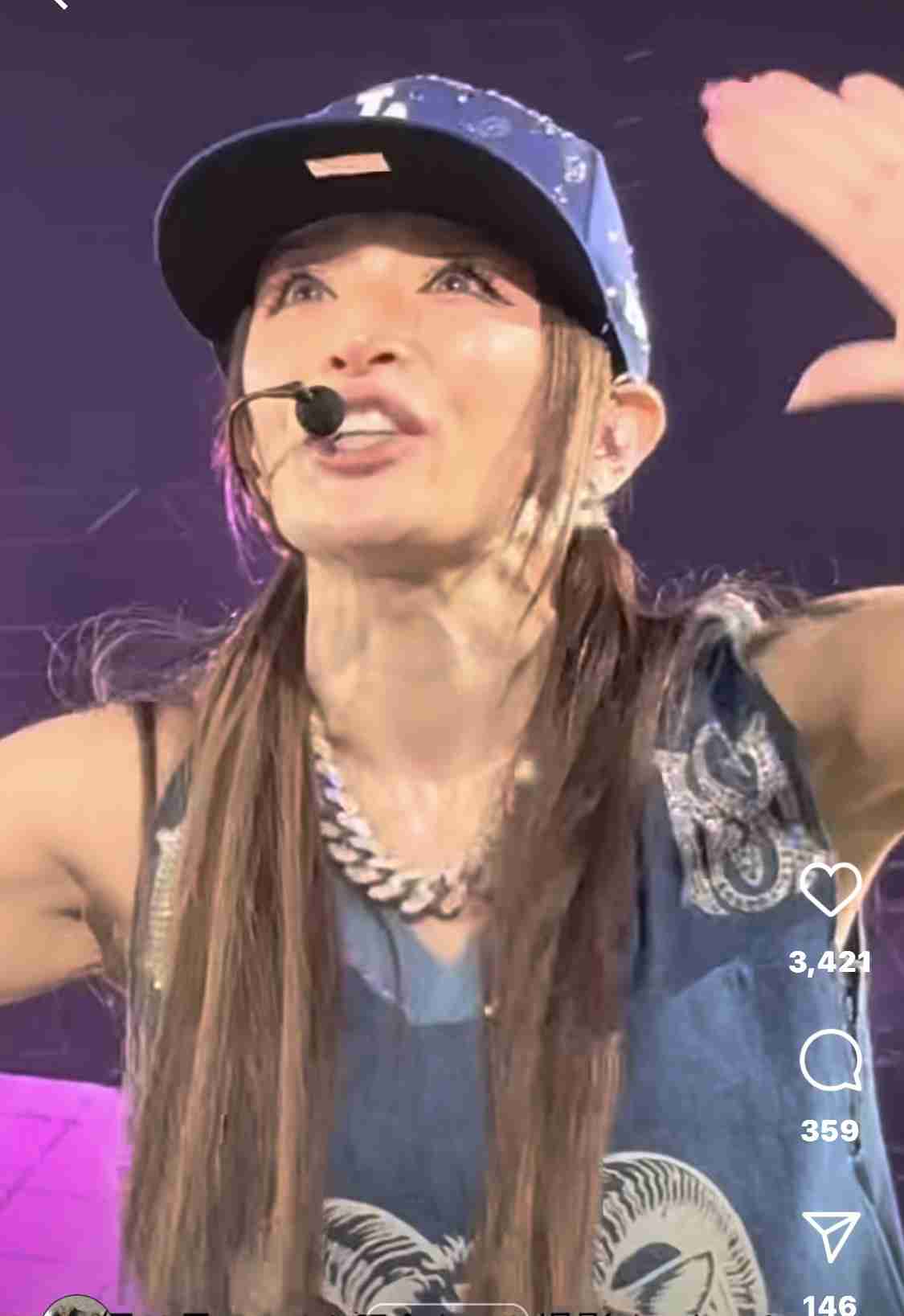 「47歳だよね!?」浜崎あゆみ、最新姿に“別人化”と騒然「どういうバグ？」「顔も体もめちゃくちゃ綺麗」