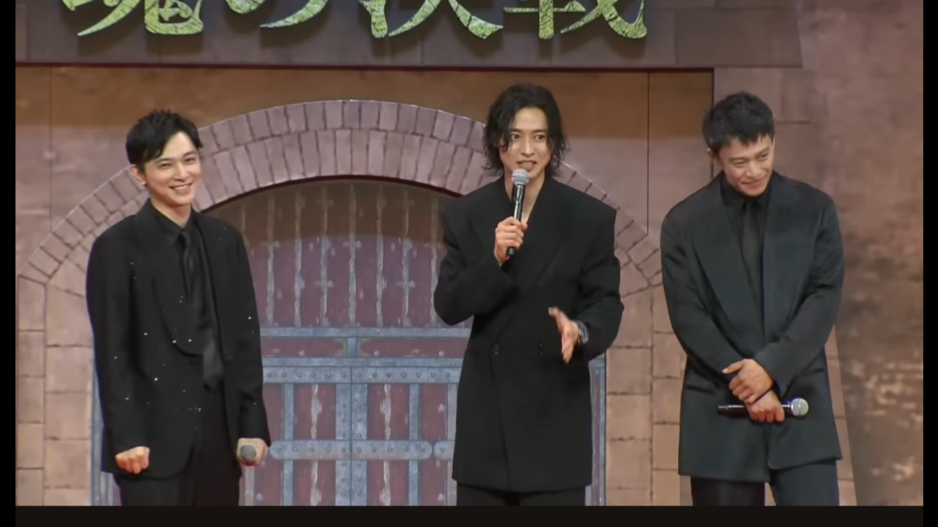 山﨑賢人、吉沢亮、小栗旬らキャスト16名集結！「キングダム 魂の決戦」ワールドプレミア