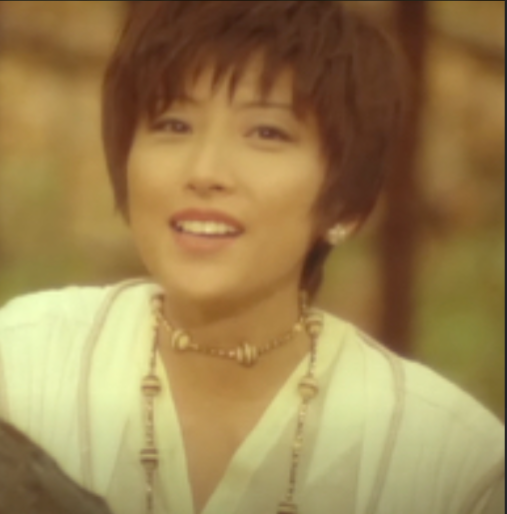 TRF・YU-KI　59歳近影が話題　貴重な本番前オフショットに「肩も背中もキレイ」「ただただ素敵」
