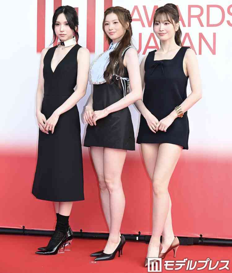 《“大胆”ドレスの胸がはだけて…》TWICE・ミナ 大型音楽祭で起きたハプニングにファン騒然