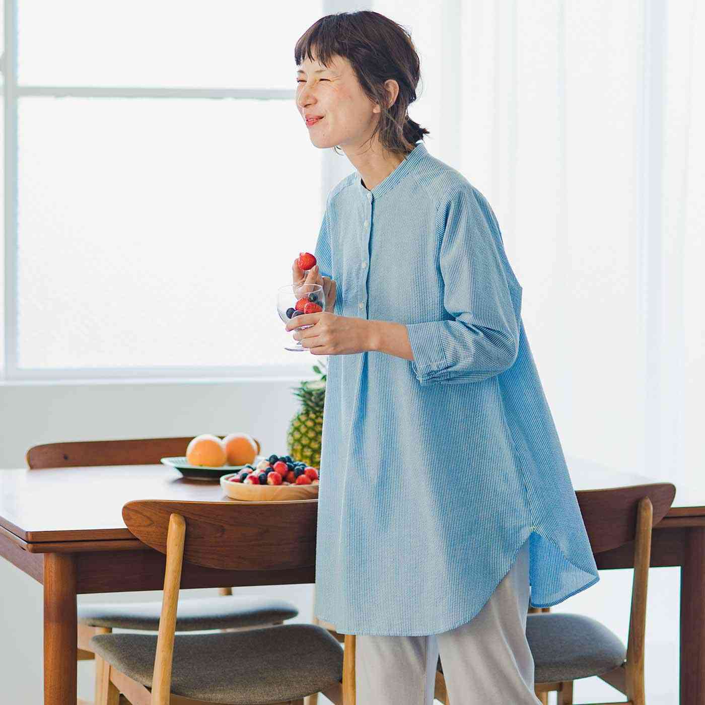 長めのトップス(おばさんっぽいファッション例)