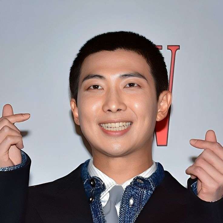 男性に生まれ変わったら、誰の顔になりたい？