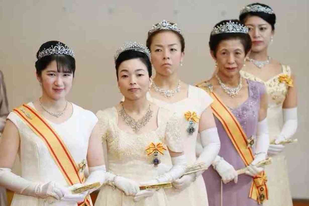 《両陛下も厚い信頼を》愛子さまとの距離が急接近した身長185センチ幼なじみ　現在は銀行マンとして活躍