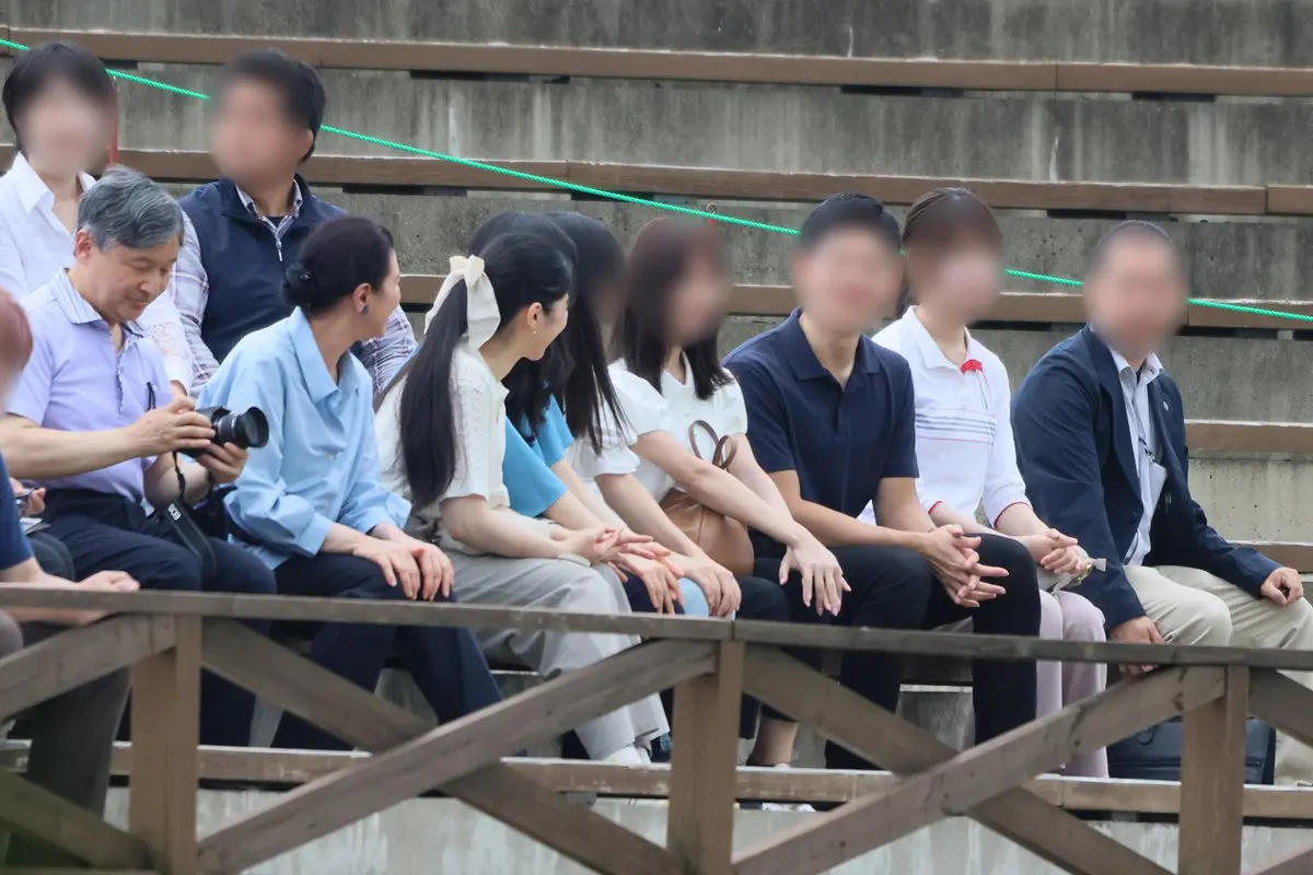 《両陛下も厚い信頼を》愛子さまとの距離が急接近した身長185センチ幼なじみ 現在は銀行マンとして活躍