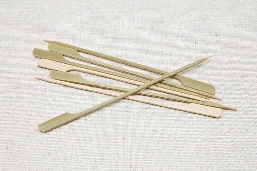 すごく細かい部分の掃除方法を話すトピ