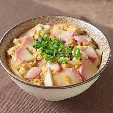 麻辣湯からサラダまで…