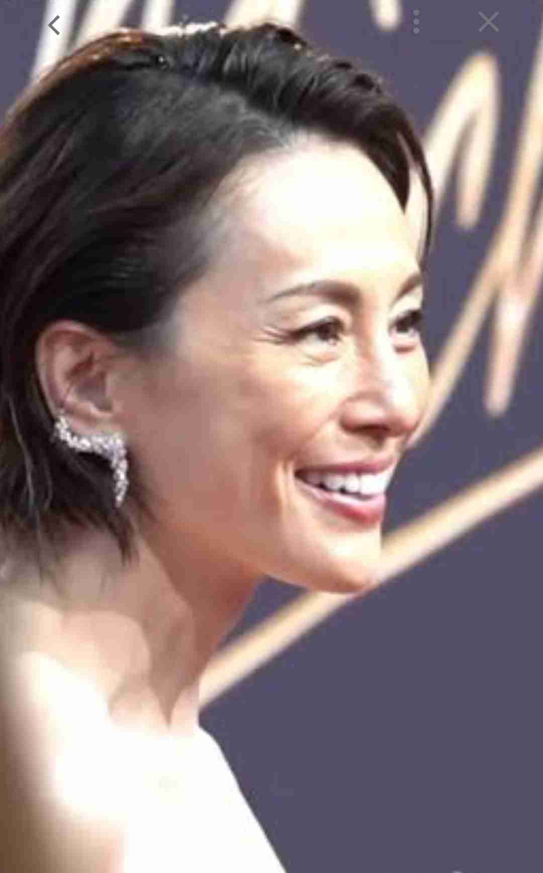 「誰って思ったら…」活動再開から半年…米倉涼子の近影が話題「大丈夫ですか？？」
