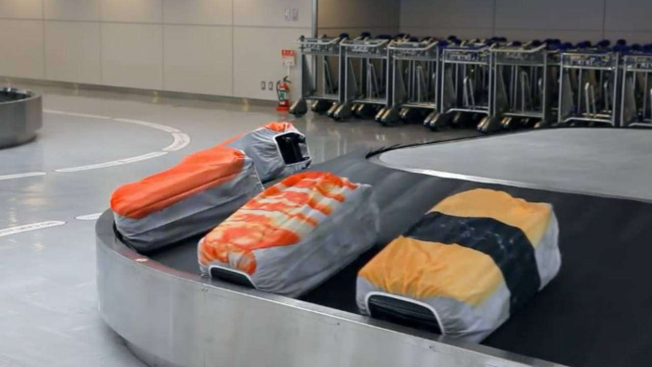 富山空港の愛称、岐阜県の地名が入った異例の「富山高山すし空港」に…訪日客人気にあやかる