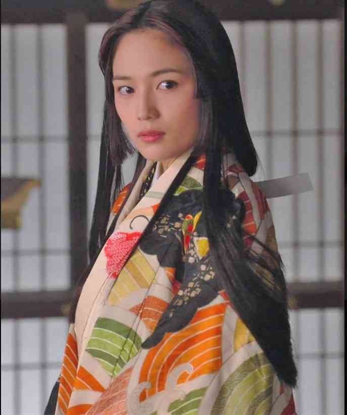 川口春奈　板倉滉と結婚　交際1年…W杯終えて決断　日本と蘭9000キロ超遠距離愛実らせ電撃ゴ～ルへ