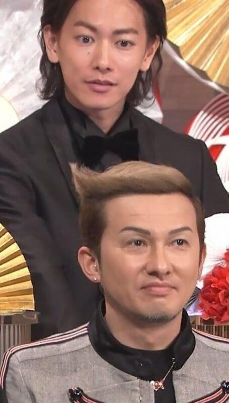DA PUMP・ISSA、両腕びっしりタトゥー&金髪ロン毛のワイルド近影に「ごきげんなお顔ですね」 “平成のモテ男”は現在2児のパパに