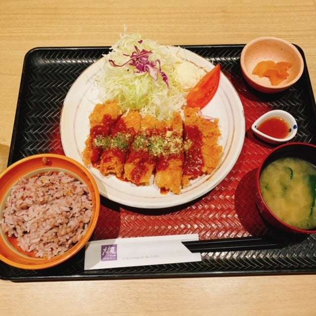 アジフライに何かけようか迷ってて…