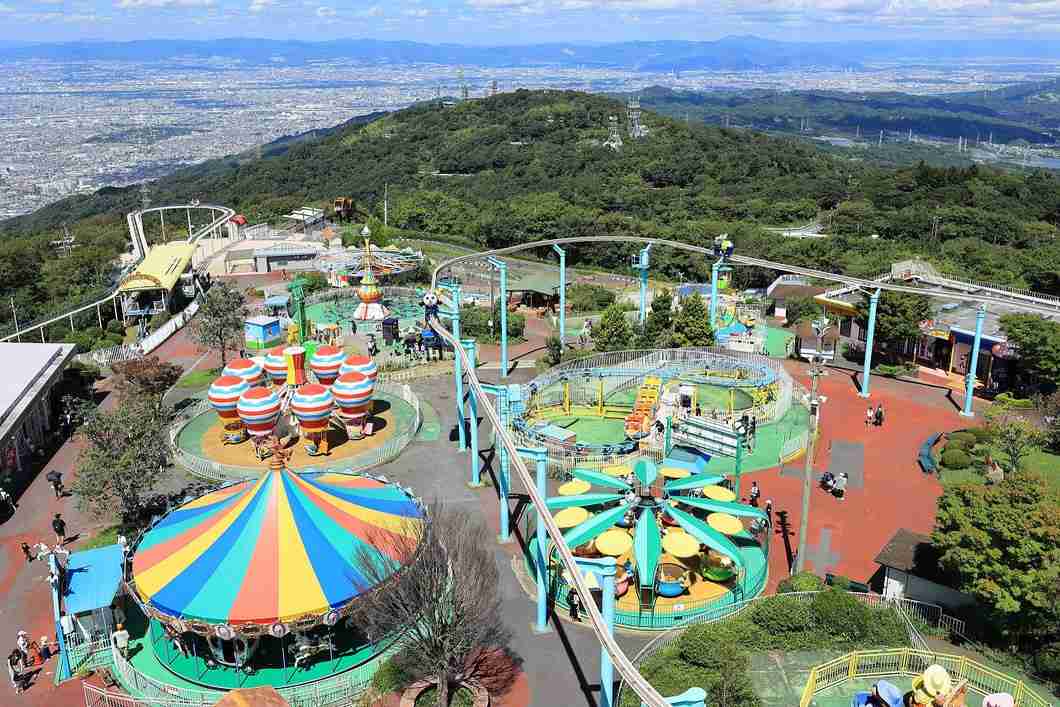 地方の遊園地がディズニーに勝つにはどうすれば良いか
