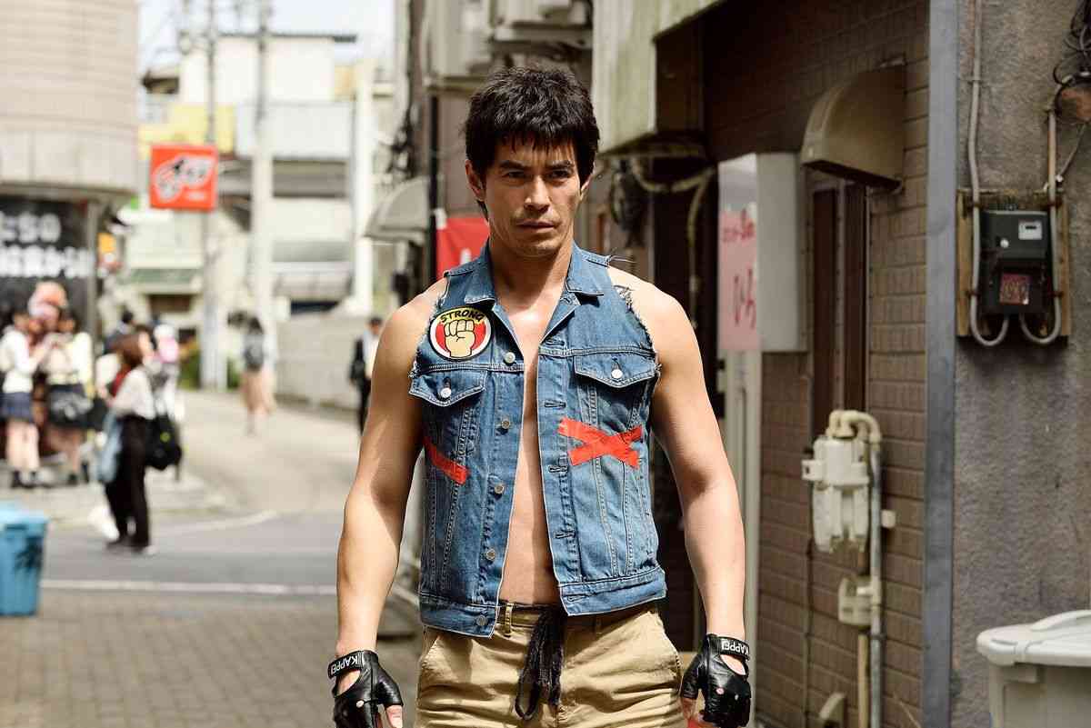 ノースリーブ,タンクトップが似合う有名人