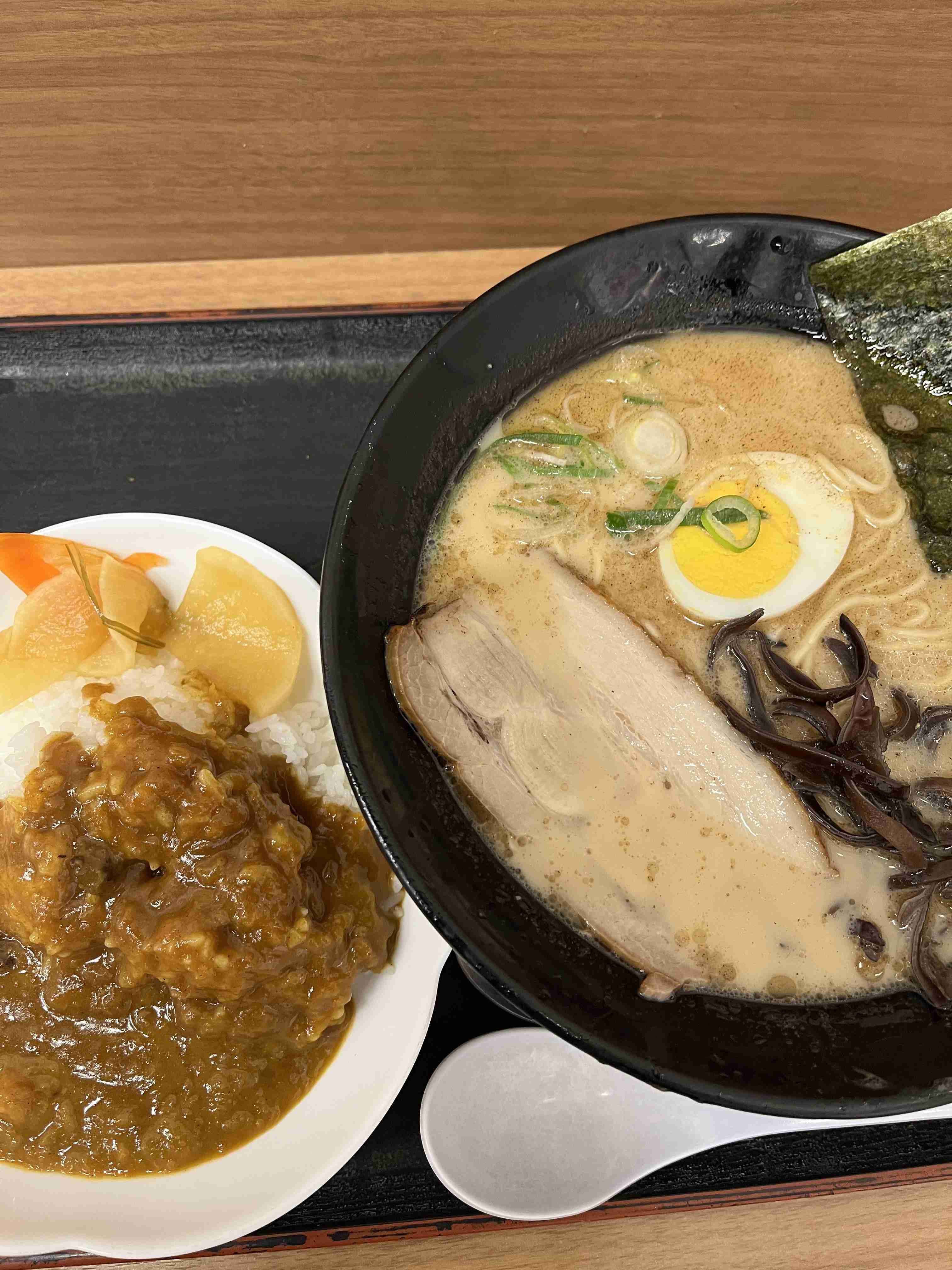 外食した写真見せて。