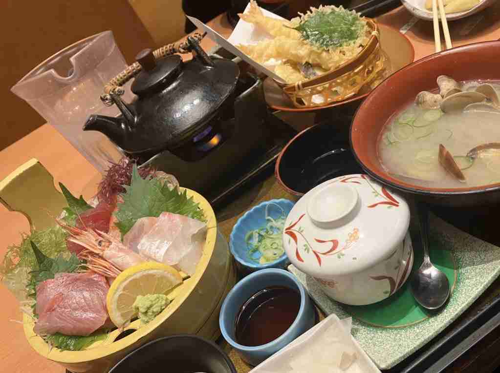 外食した写真見せて。