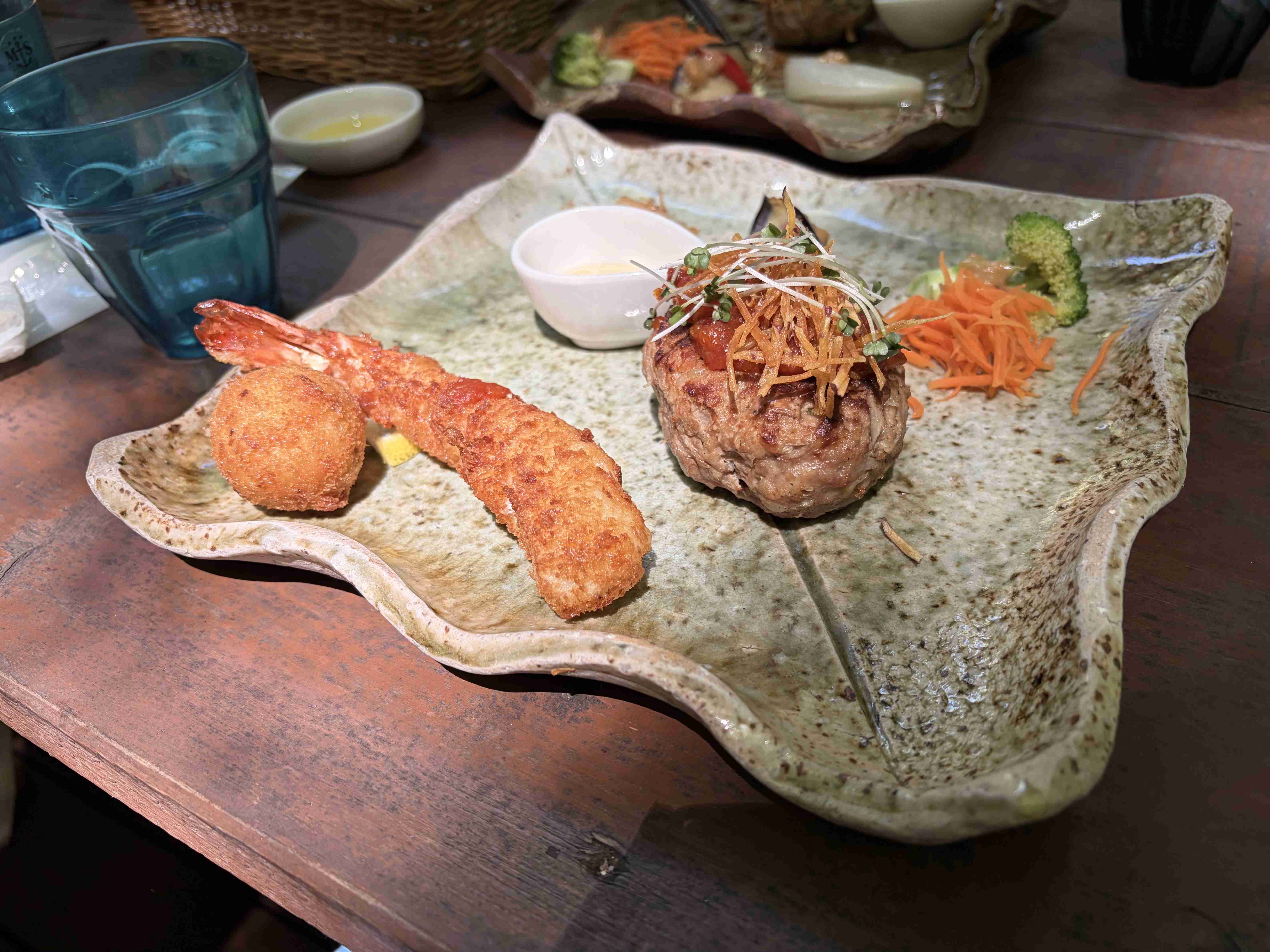 外食した写真見せて。