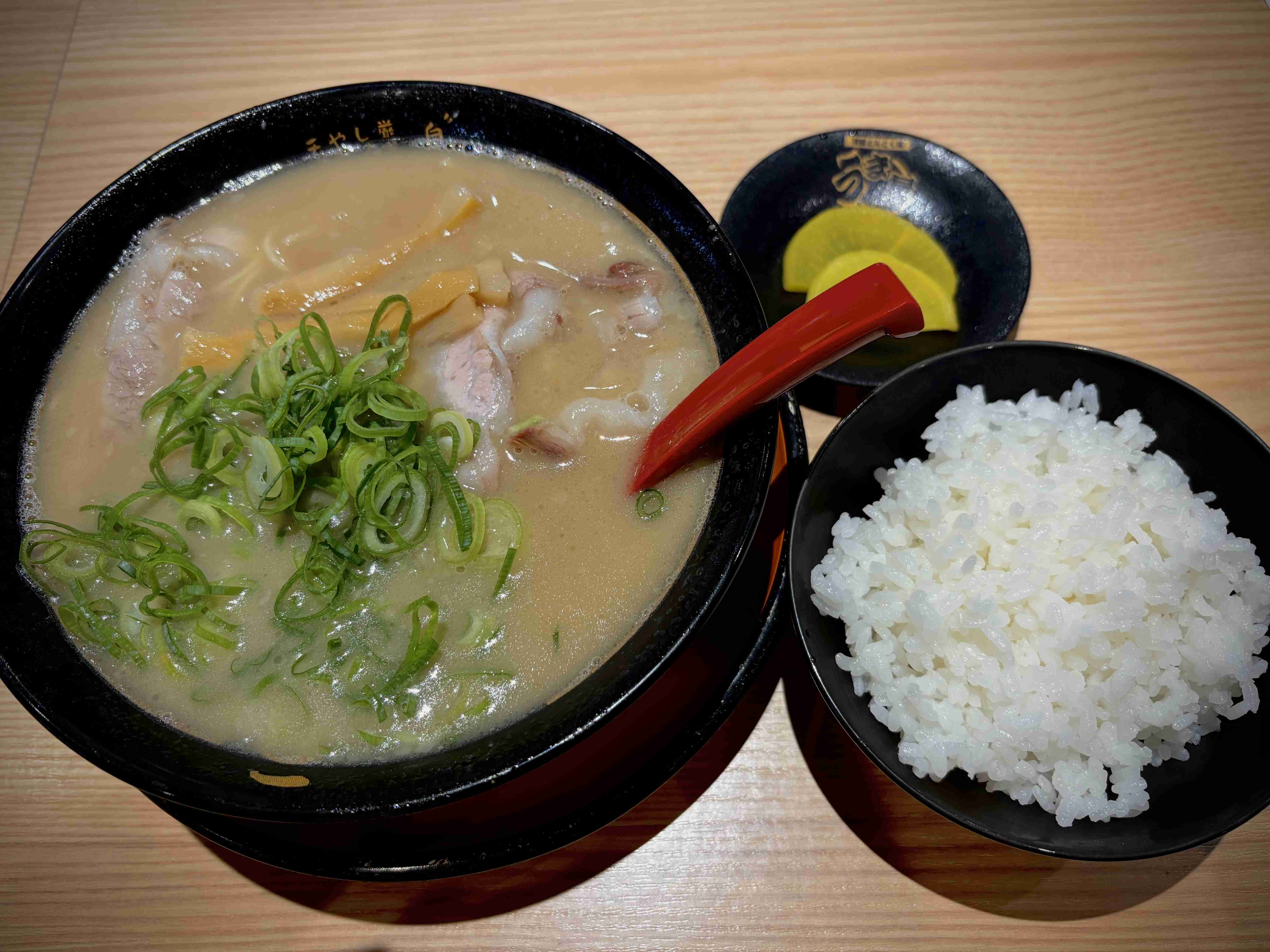 外食した写真見せて。