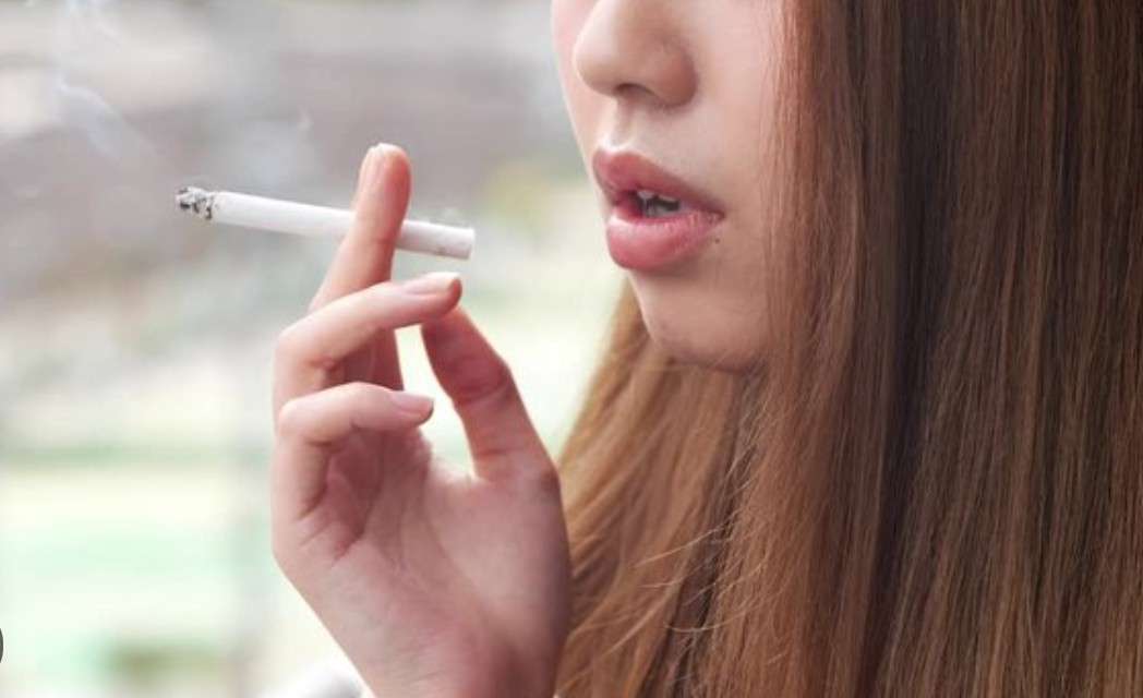 ガソスタの静電気除去シート「タッチしてる人みたことない」 驚きの投稿にレスラーも反応