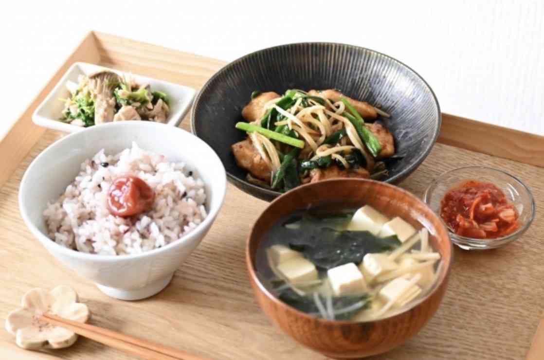 「3食食べられない日増える」　給食のない夏休み、貧困家庭に不安