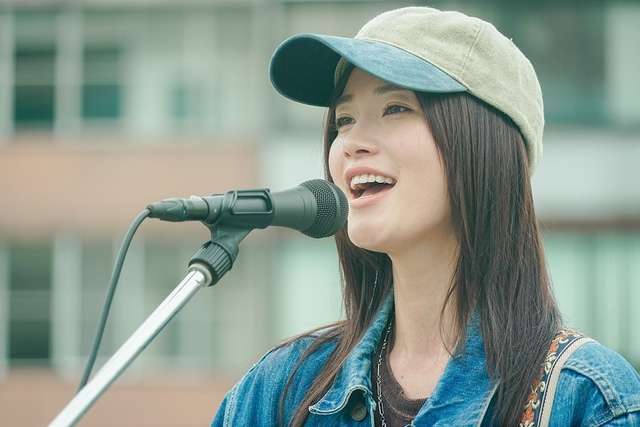 生見愛瑠　トーク番組での“セクシー衣装”に「ブラヒモ落ちてる様にしか」一部視聴者が困惑…新作ドラマは『GTO』で期待値上昇中