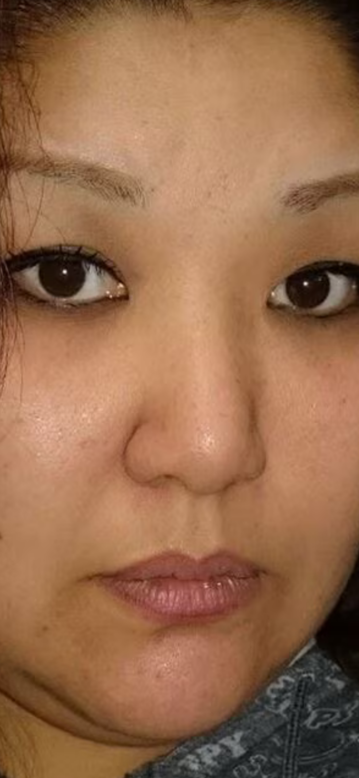 《同居女性の唇を糸で縫いつけ》正座して「痛い、痛い」と言いながら自ら針を…元交際相手が見た花柄タトゥー女(49歳)に“監視された生活”「言いつけを守らない、直さないと」冬に屋外に閉め出し