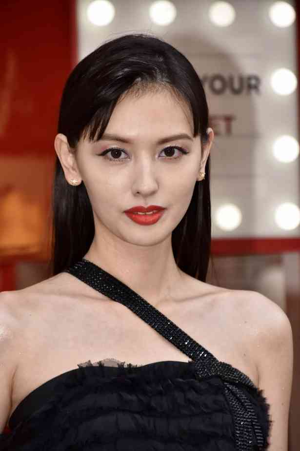 美人にしか許されない髪型