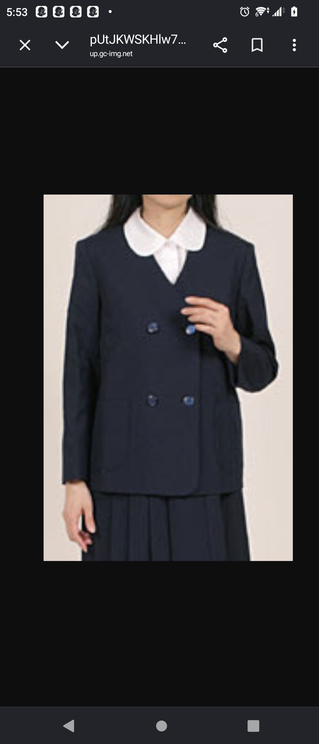お近くの公立中学校の制服はどんな感じですか？