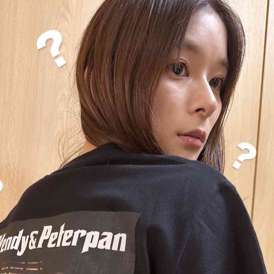 芳根京子、パリで見せた “ブカブカヒール” 姿に「かわいそう」の声…綾瀬はるかも苦戦した世界ブランドのサイズ感
