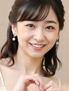 橋本環奈「キングダム」河了貂衣装でワンバン始球式！キュートな姿にドーム大歓声　自己採点「100点」