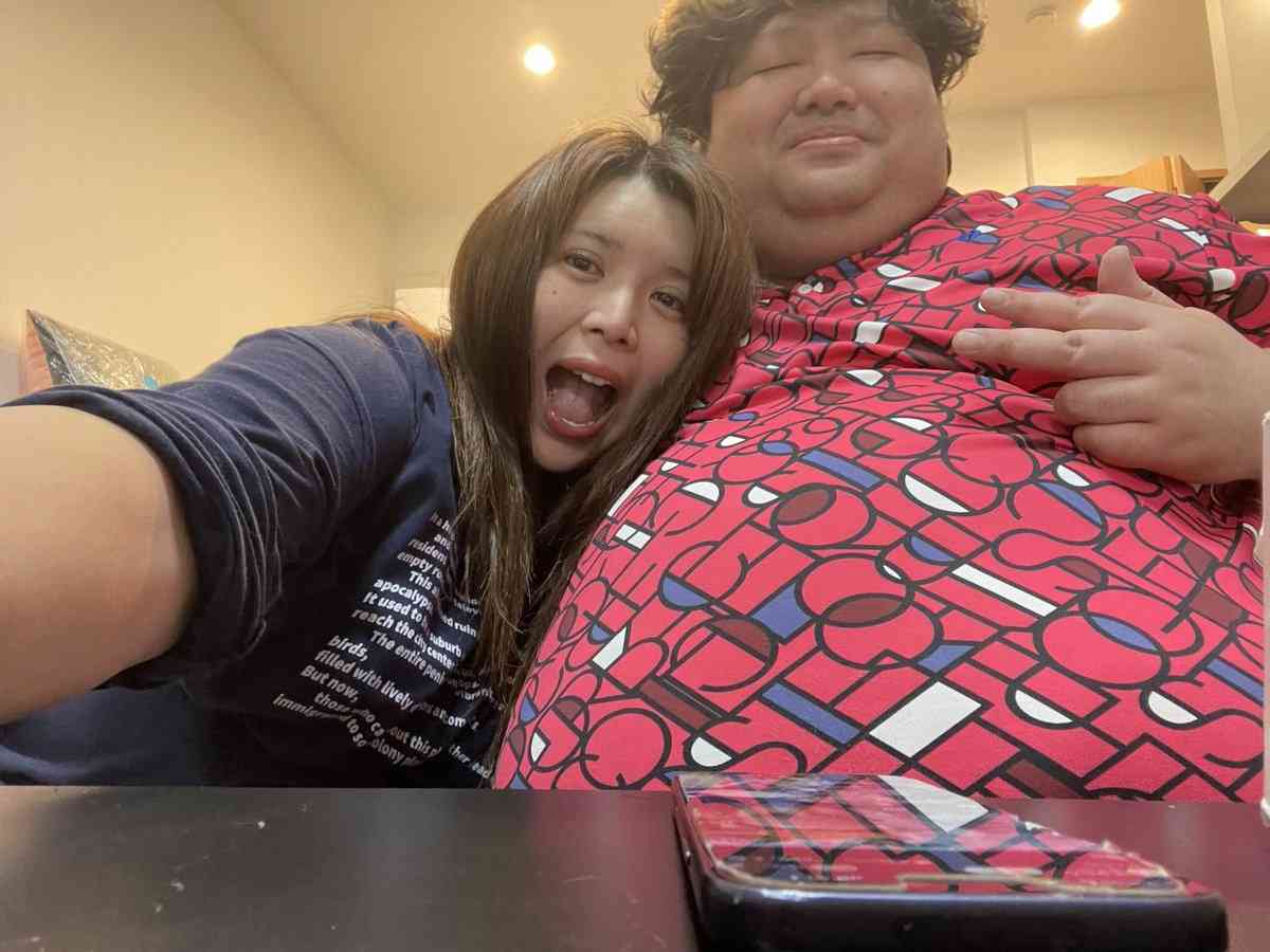《体重は100キロ目前の激変》坂口杏里 生配信で男と抱き合い“公開キス”…万引き逮捕後もトラブル連発の“止まらぬ迷走”