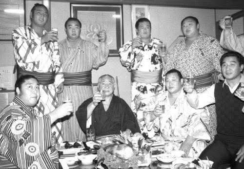 相撲の二子山部屋が好きな人!
