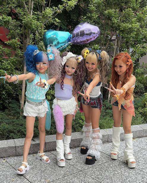 小学生姫ギャル・りりぴ(12)、最新の姿に「痩せすぎ」「大丈夫?ちゃんとご飯食べてね」など心配の声