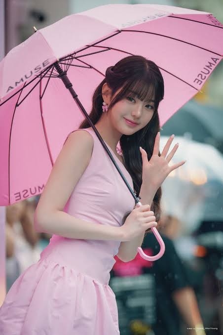 傘をさしてる芸能人が見たい☔️