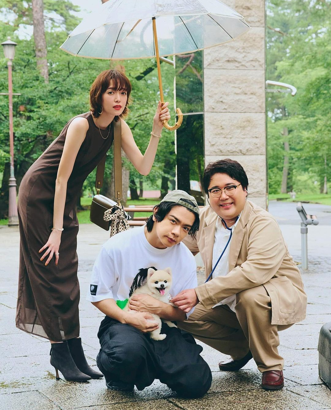 傘をさしてる芸能人が見たい☔️