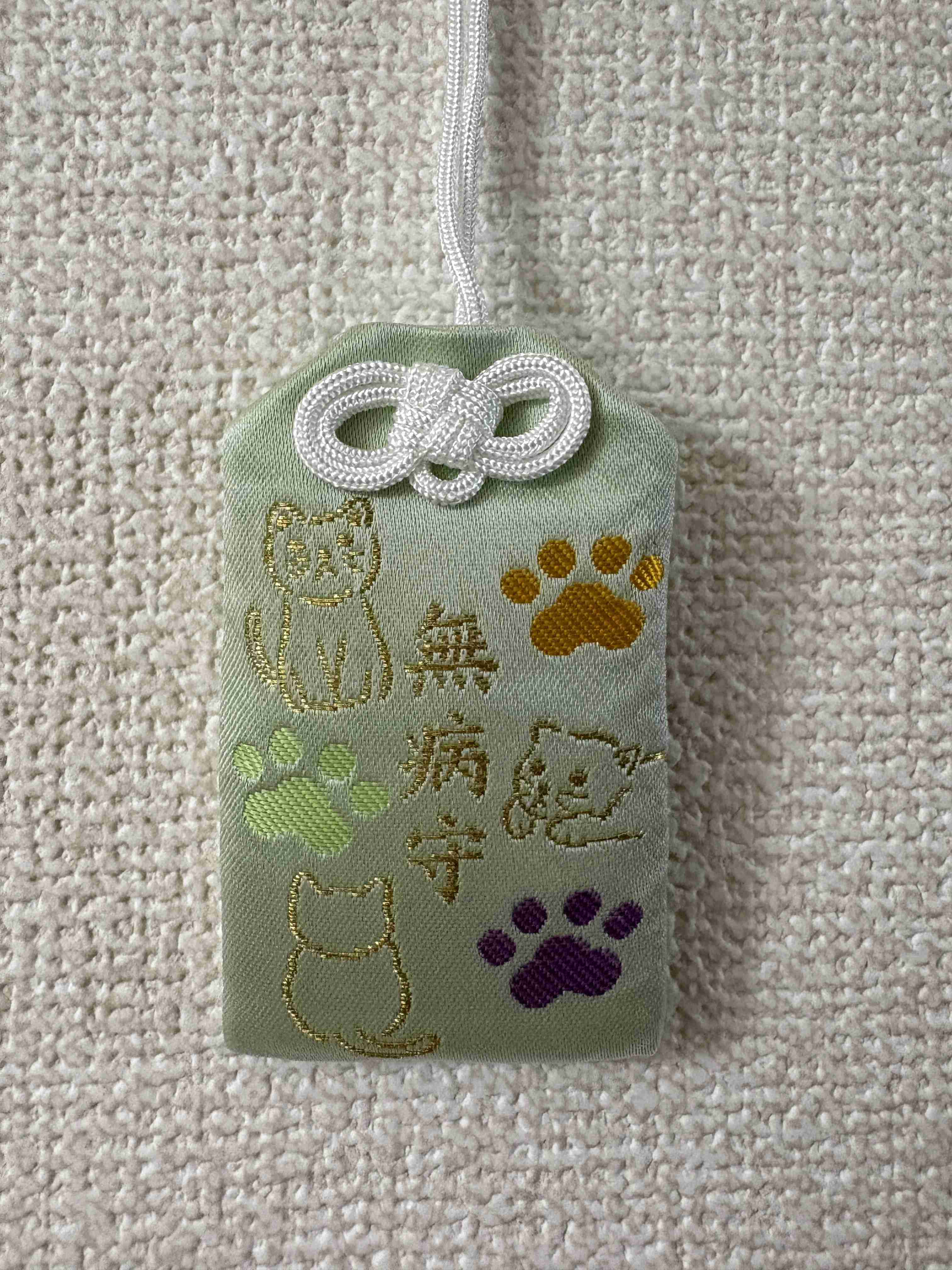 お気に入りの御朱印や神社の御守りを見せてください😊